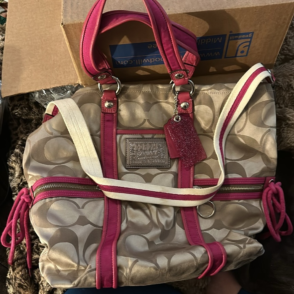 Coach Poppy Signature Spotlight Two-Way Bag - Picture 7 of 11